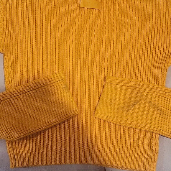 Fenty turtleneck - Picture 4 of 4